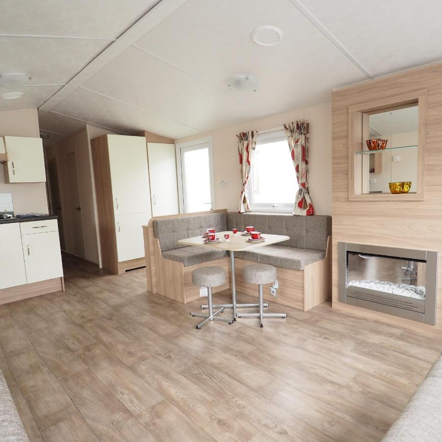 Camping De Binnenvaart Superior Chalet Aan de Wolfsberg Экстерьер фото